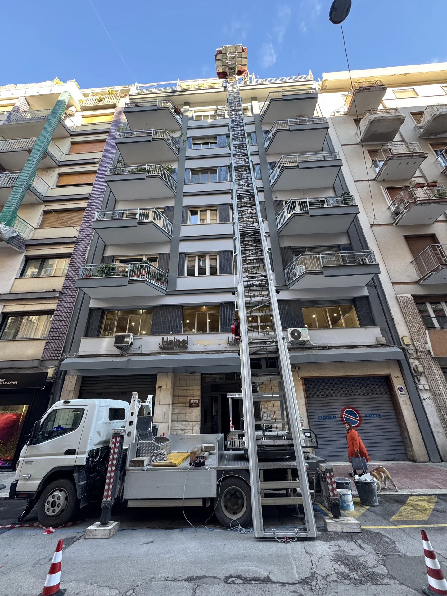 Autoscala ad Alta Quota in Centro Città