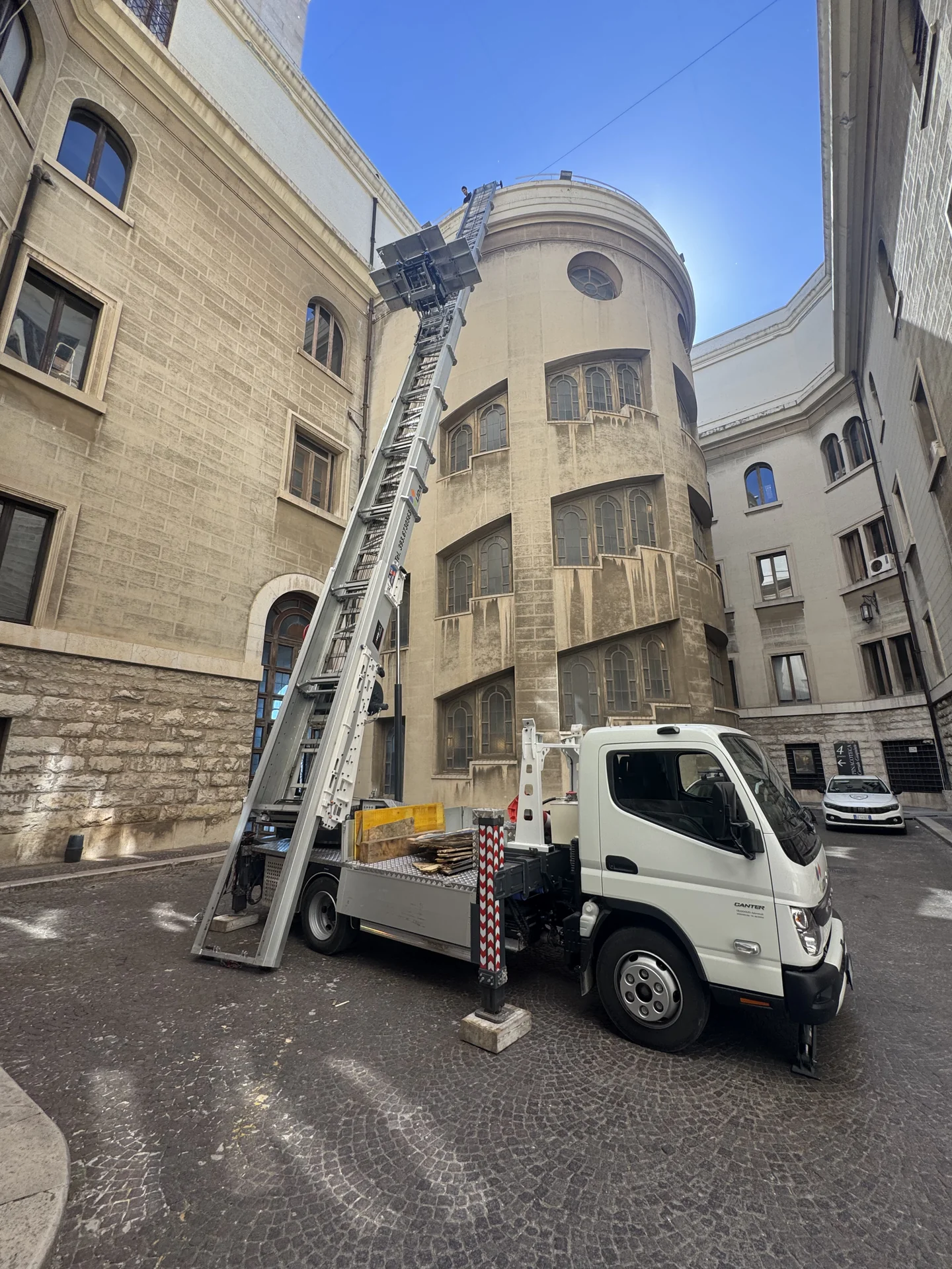 Piazzamento in Corti Interne e Palazzi d'Epoca